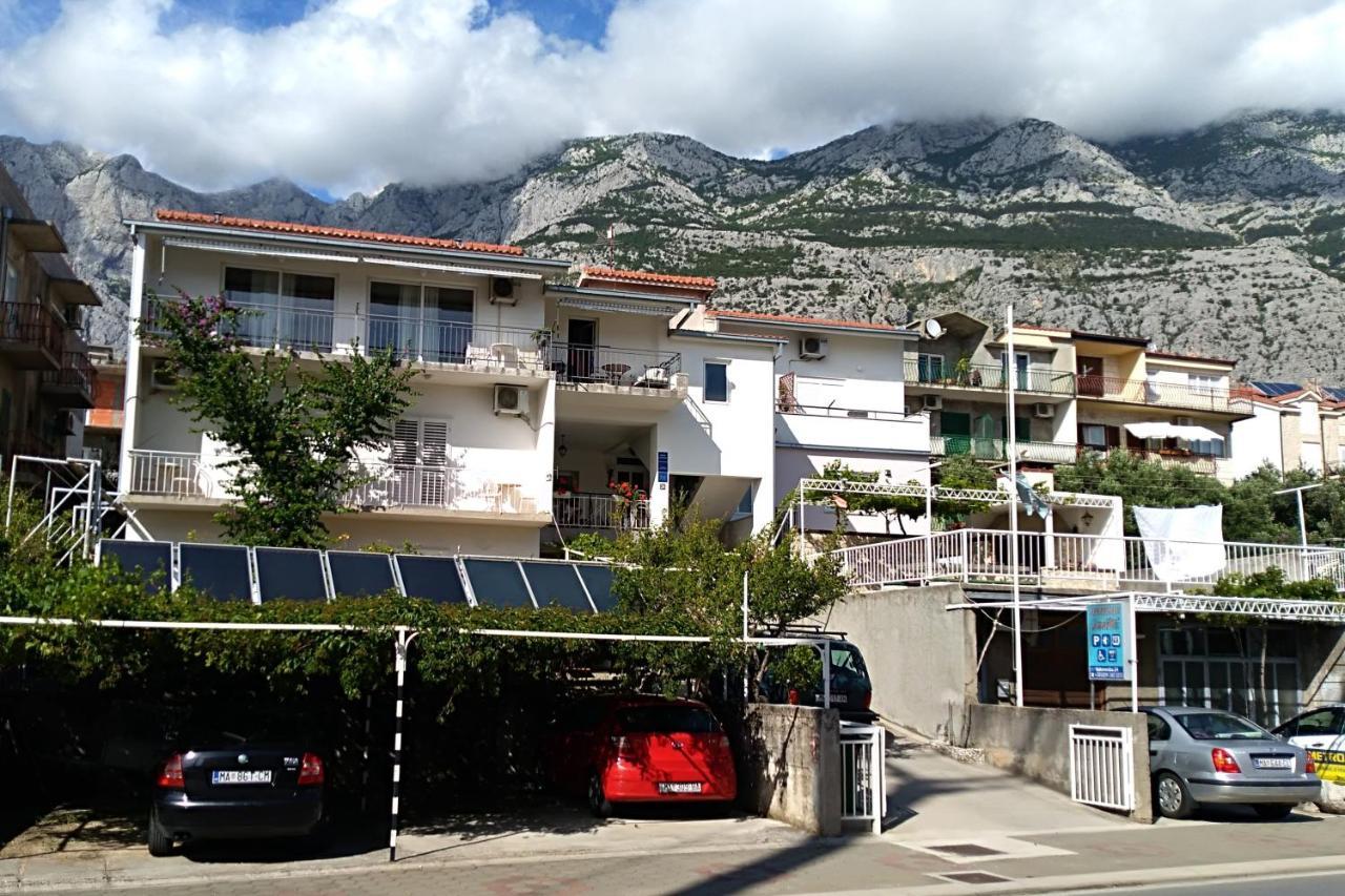 With A Parking Space - 6784 Apartment Makarska